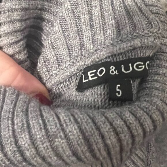 Leo & Ugo Grey Sweater Poncho Women's Size 52 Faux Fur - Picture 4 of 5